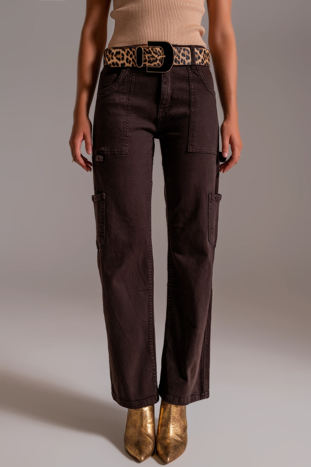 Pantalones cargo de pierna recta en marron Q2