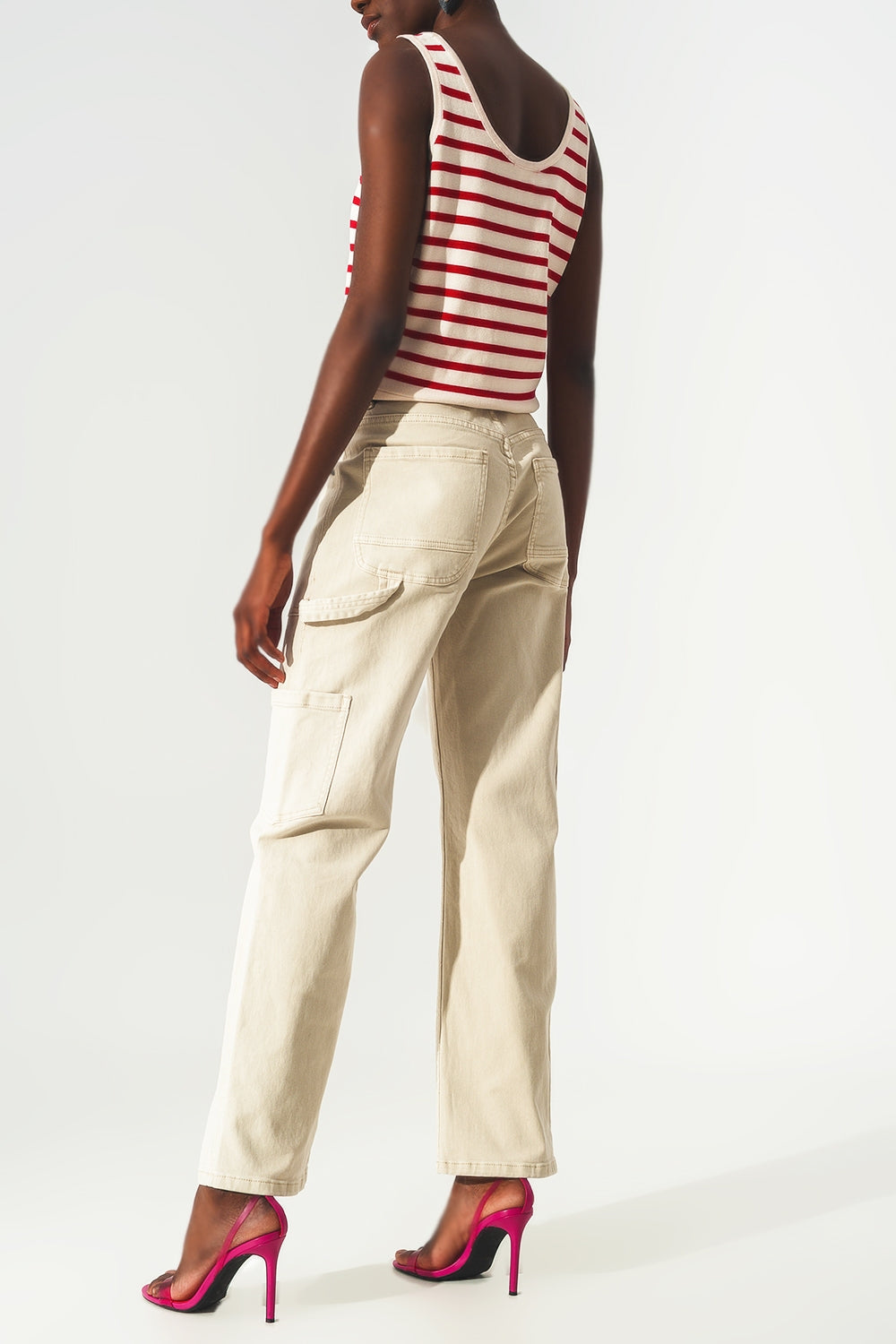 Pantalones cargo en beige Q2