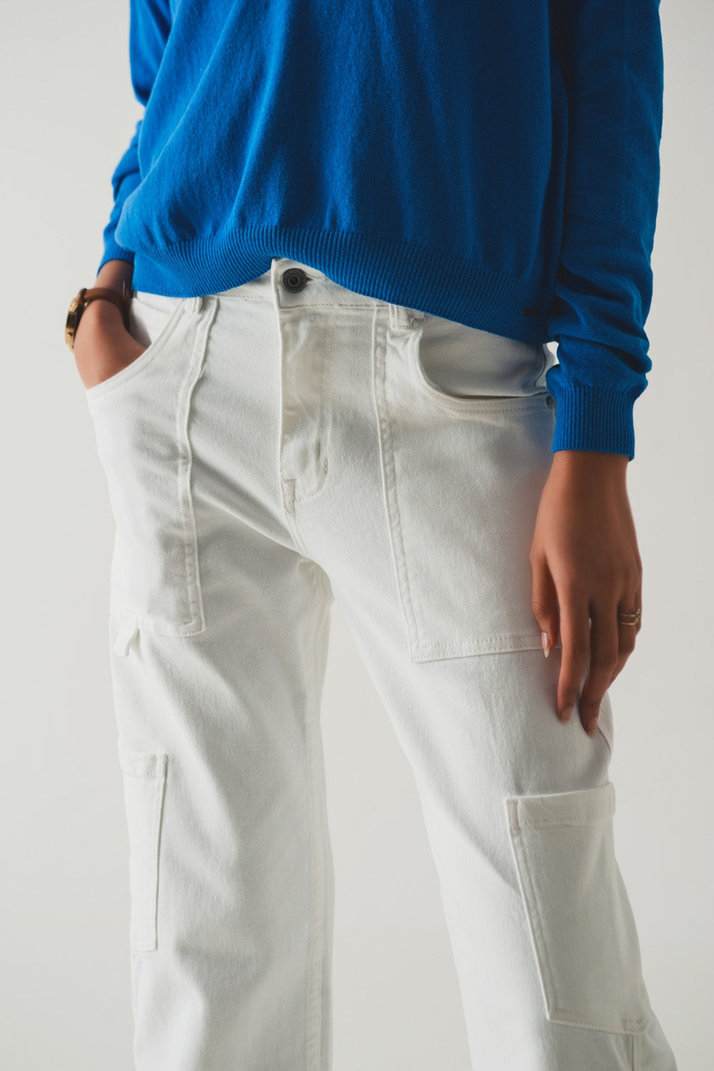 Pantalones cargo en blanco Q2