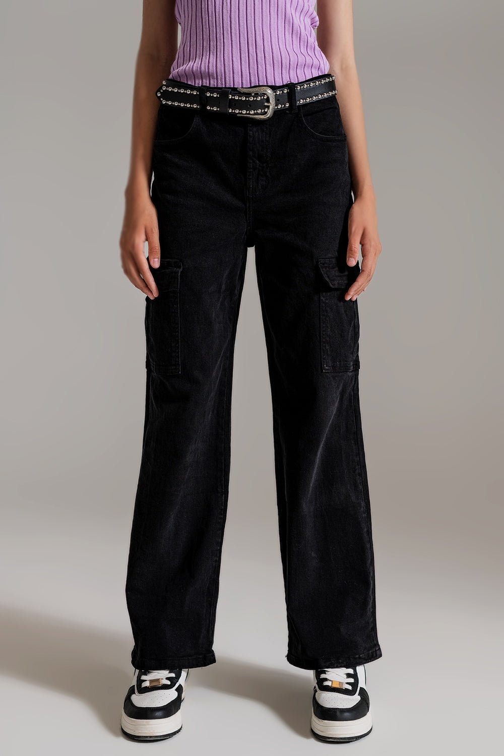 Q2 Pantalones cargo rectos en negro