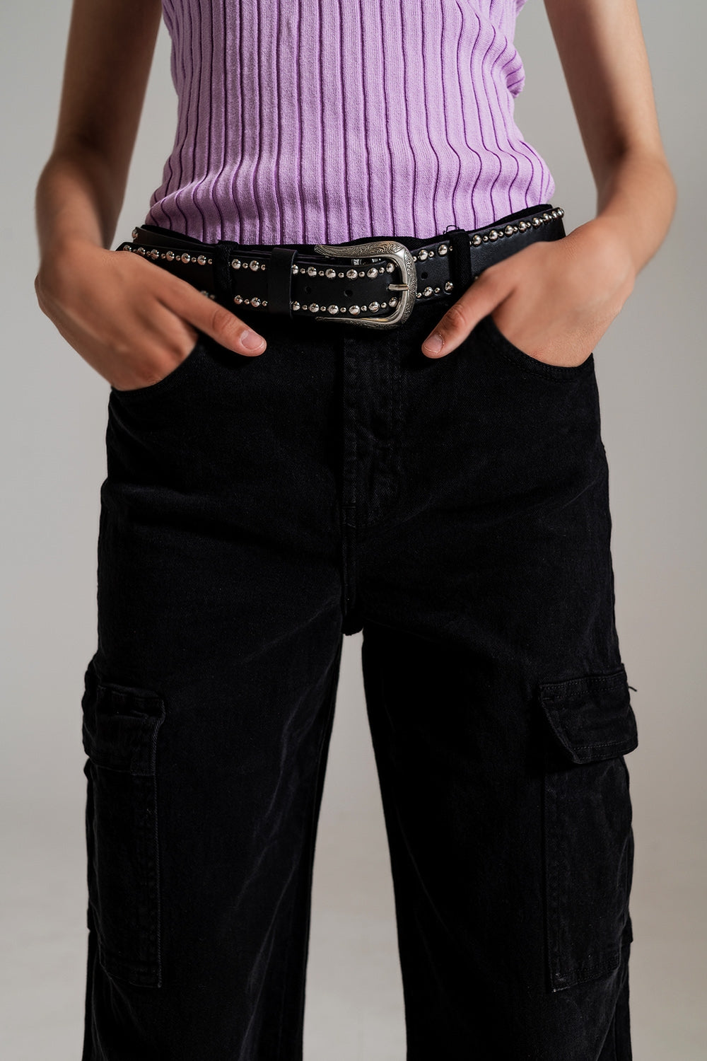 Pantalones cargo rectos en negro Q2