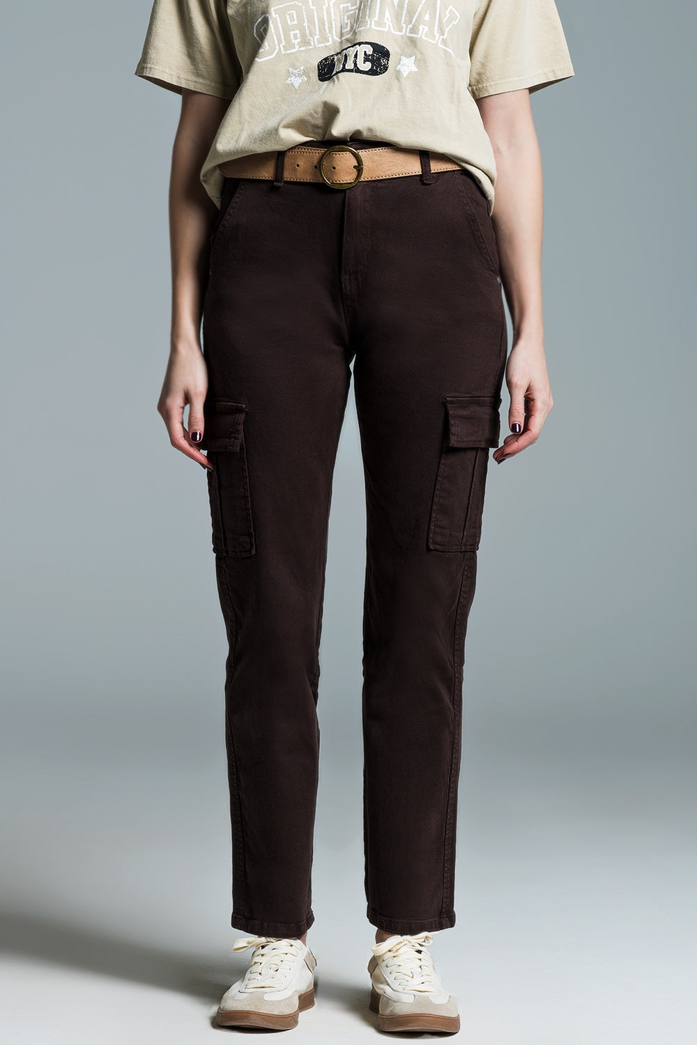 Pantalones cargo relajados en marrón oscuro Q2
