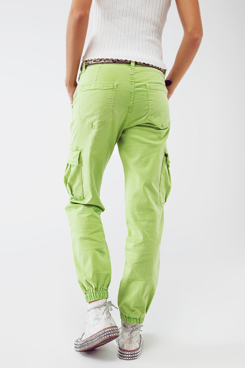 Pantalones cargo verde menta con cintura y dobladillo elásticos Q2
