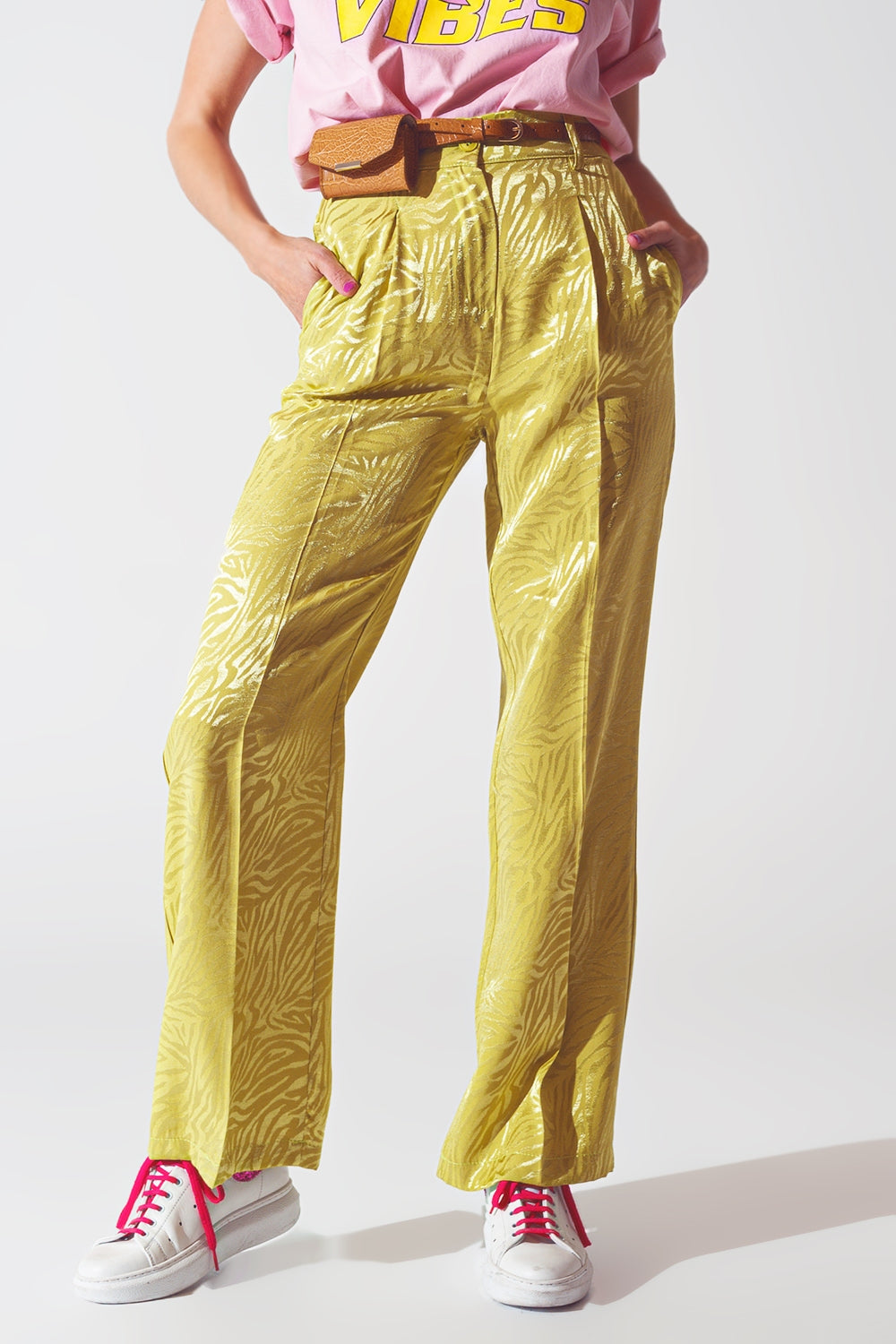 Pantalones de estampado de cebra de corte holgado en verde Q2