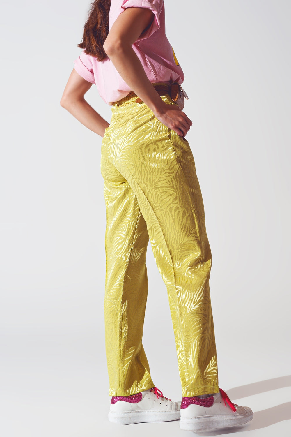Pantalones de estampado de cebra de corte holgado en verde Q2