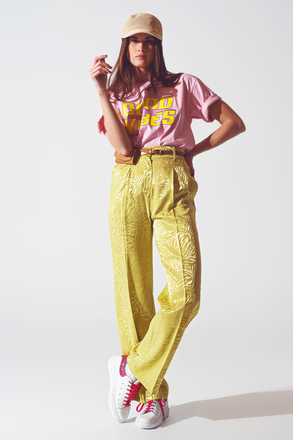 Pantalones de estampado de cebra de corte holgado en verde Q2