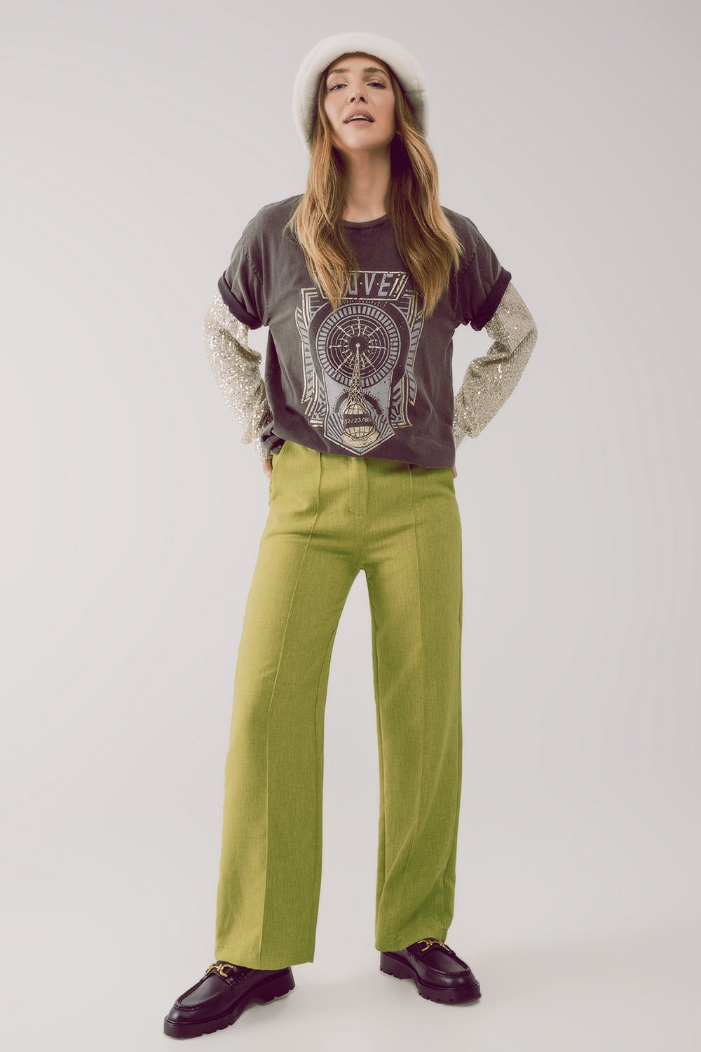 Pantalones verdes de corte sartorial y pernera recta Q2