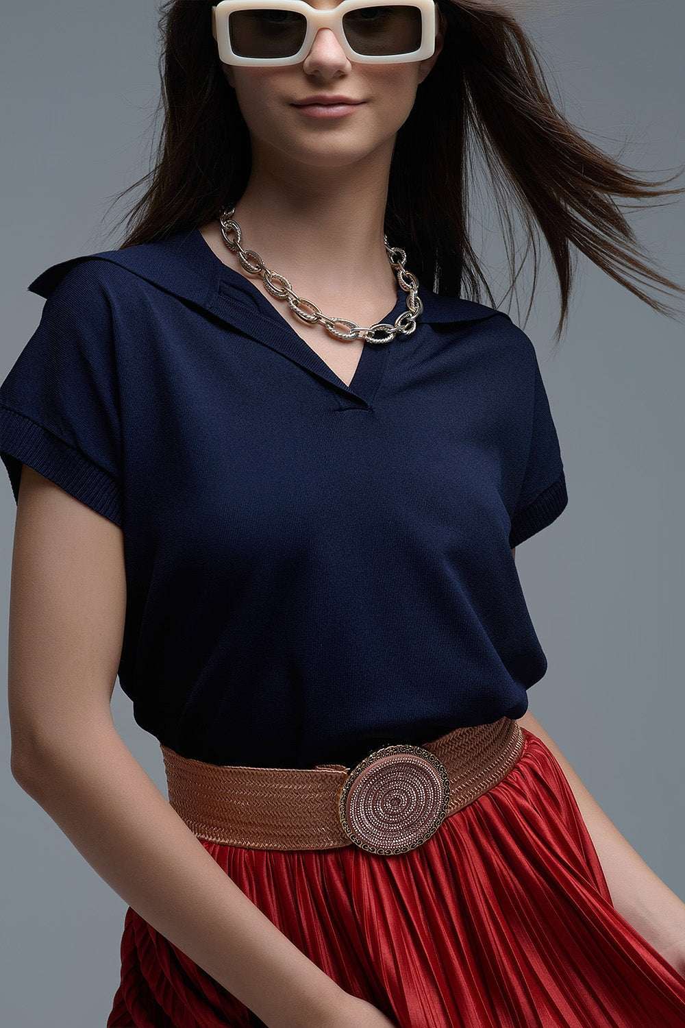 Polo de punto fino de manga corta en azul marino Q2