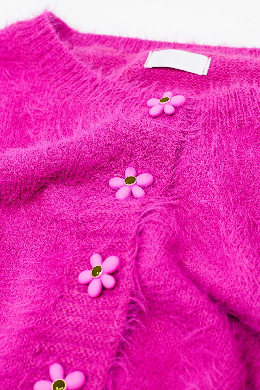 Rebeca rosa corta y esponjosa con botones de flores Q2