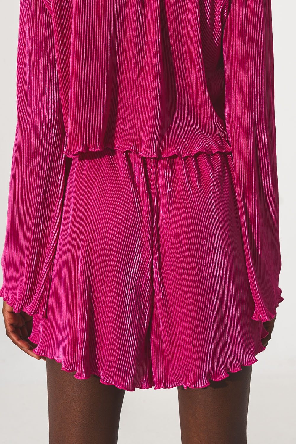 Shorts plisados en fucsia Q2