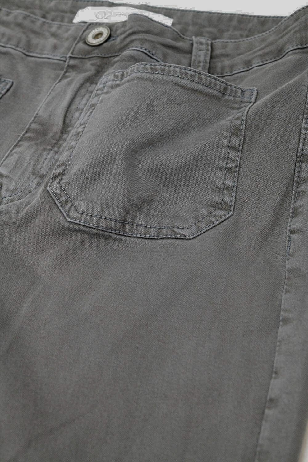 Skinny Flared Jeans Gris Oscuro Con Bolsillo Delantero Q2
