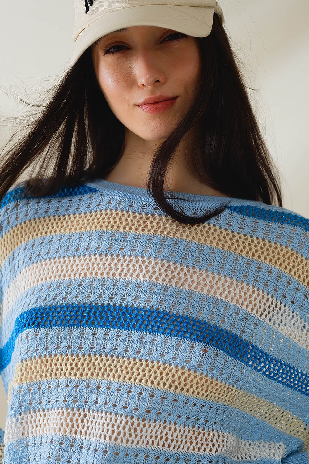 Suéter Multicolor Azul De Manga Larga Con Cuello Barco Q2