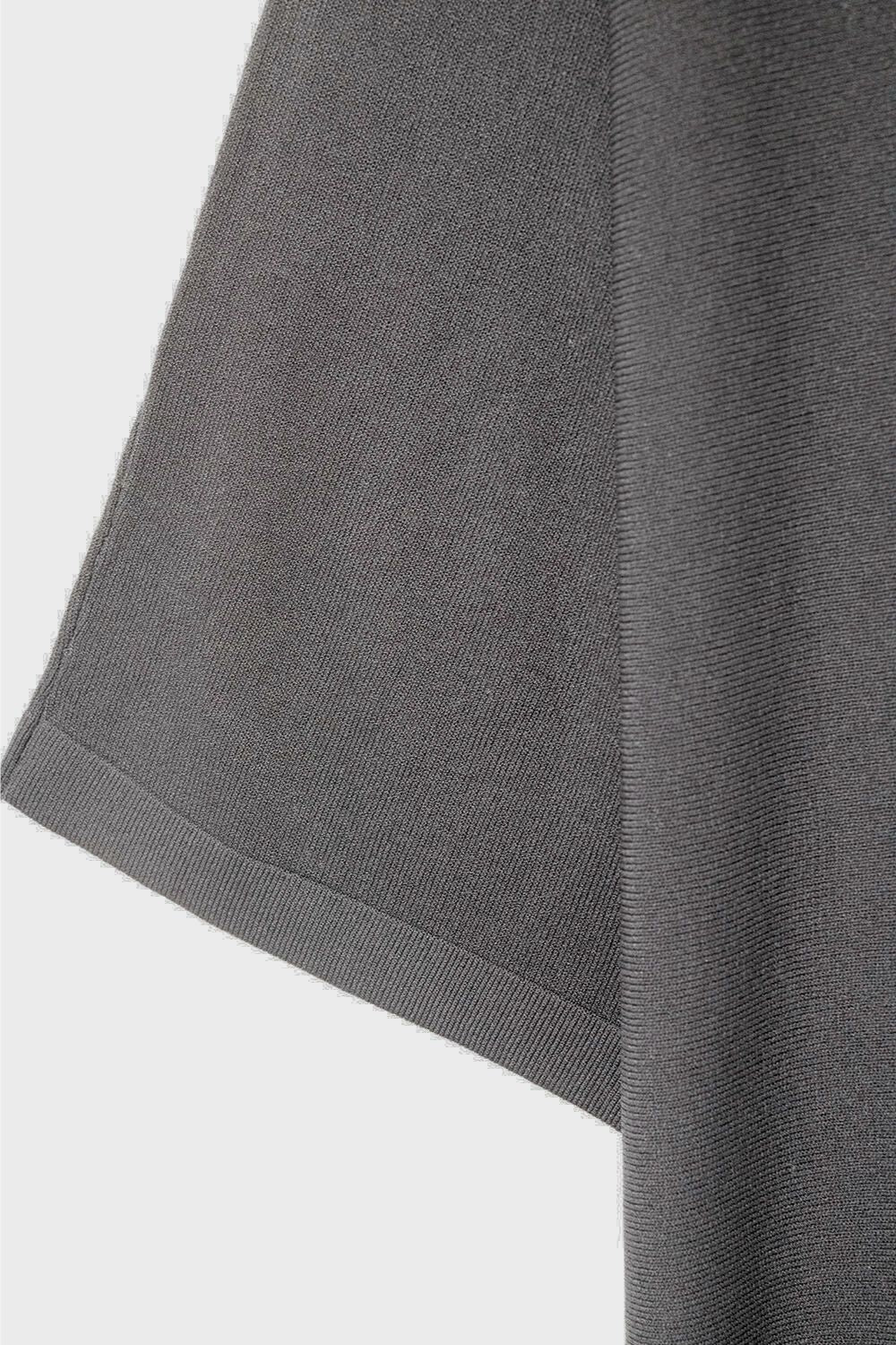 Sueter Oversize en Negro con Mangas hasta el Codo Q2