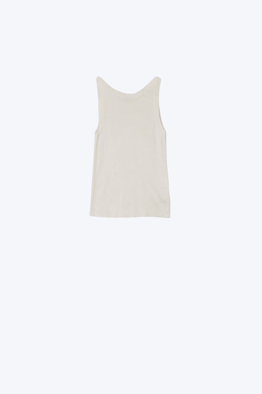 Q2 Top de canalé con cuello barco en blanco