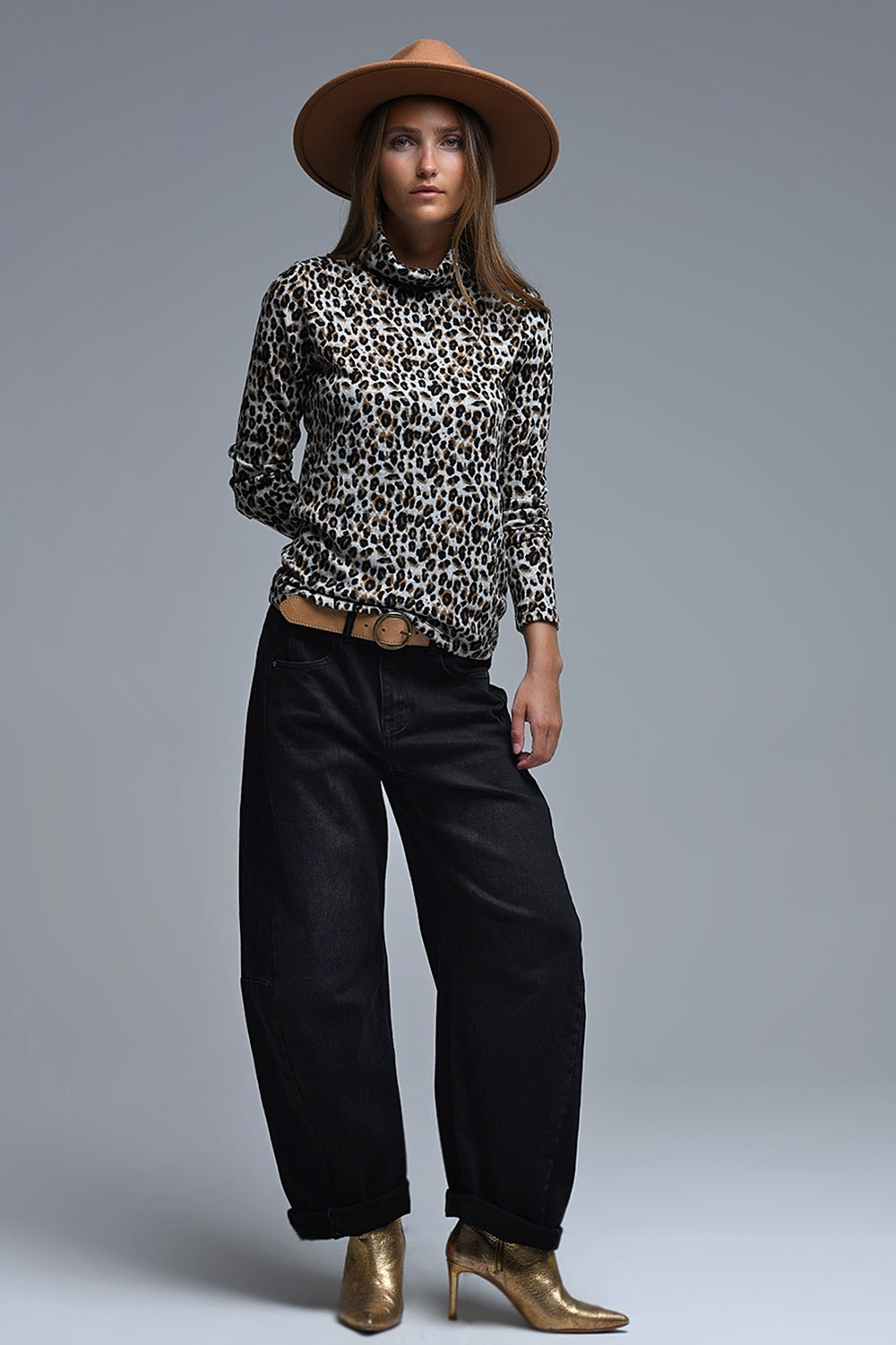 Top de cuello alto y manga larga con estampado de leopardo marrón Q2