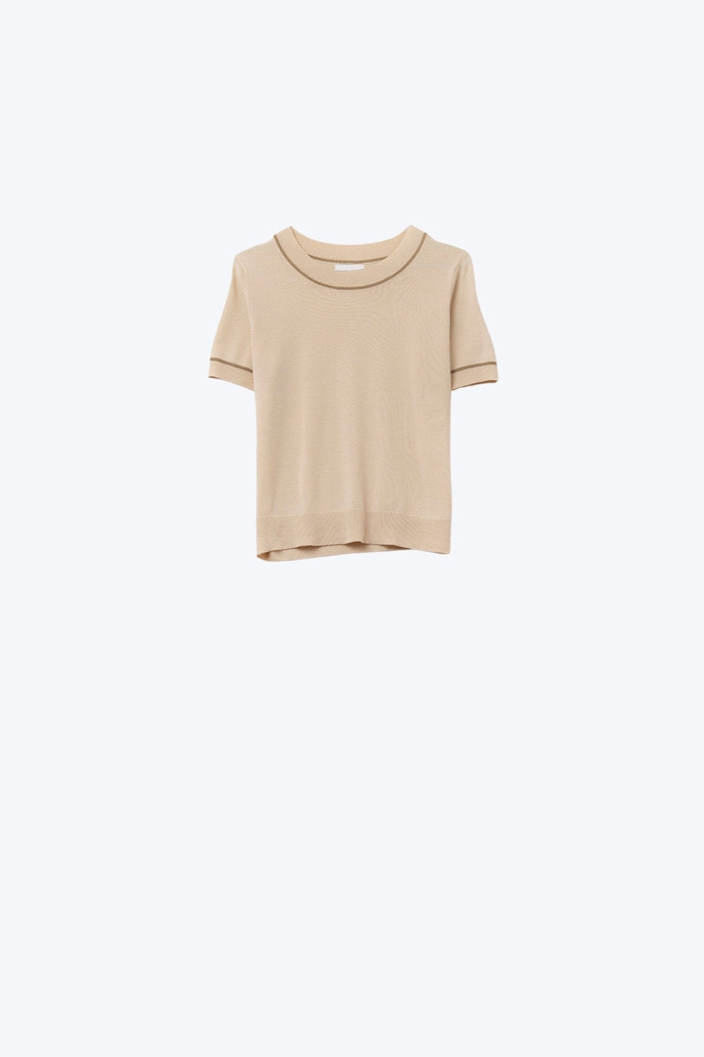 Q2 Top de punto beige de manga corta con ribetes de contraste camel