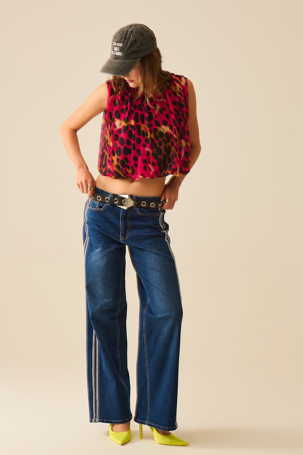 Top plisado con estampado animal en rojo y negro Q2