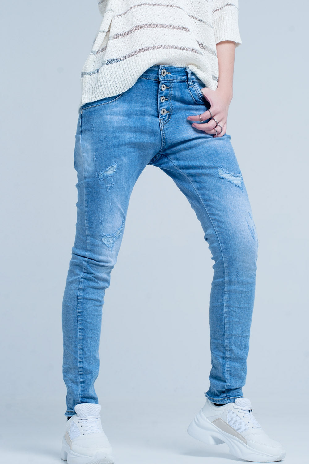 Vaquero azul lavado rasgado boyfriend Q2