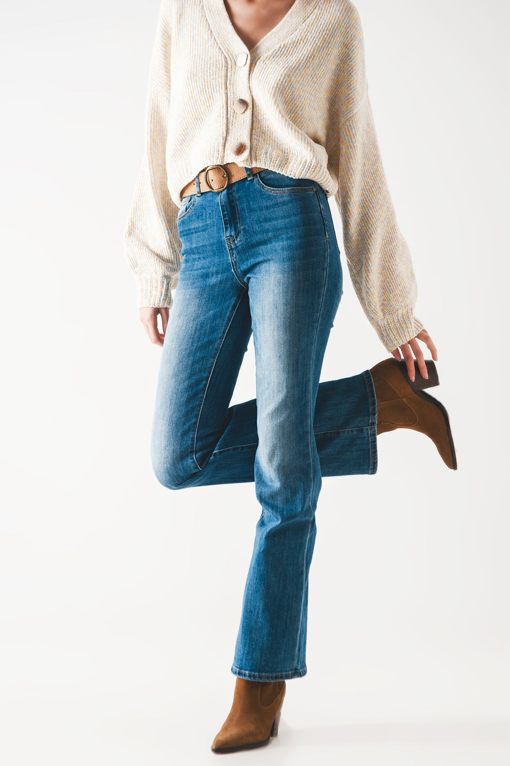 Vaqueros azules de corte bootcut acampanado Q2
