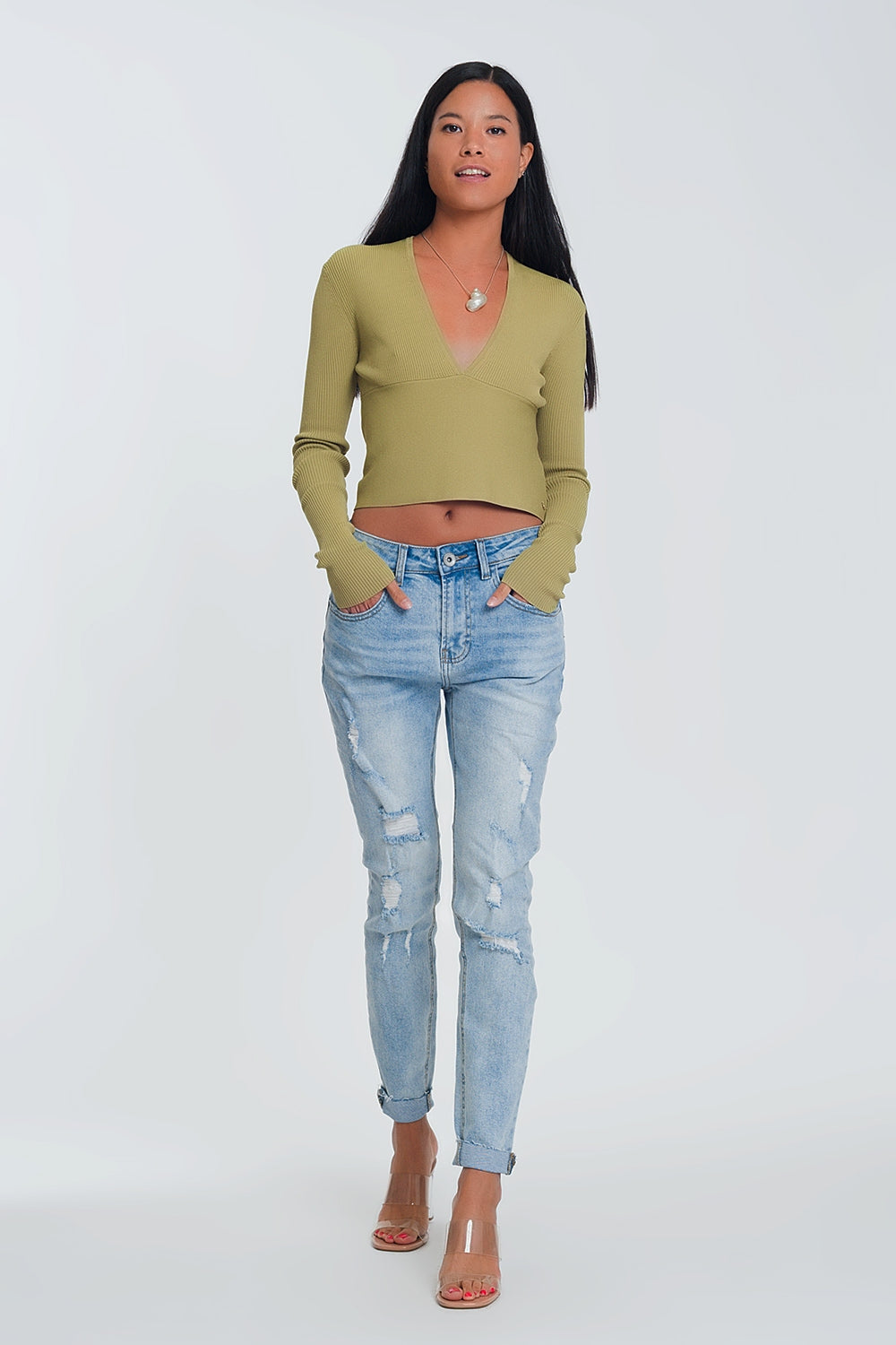 Vaqueros Boyfriend azul claro con detalles desgarrados Q2