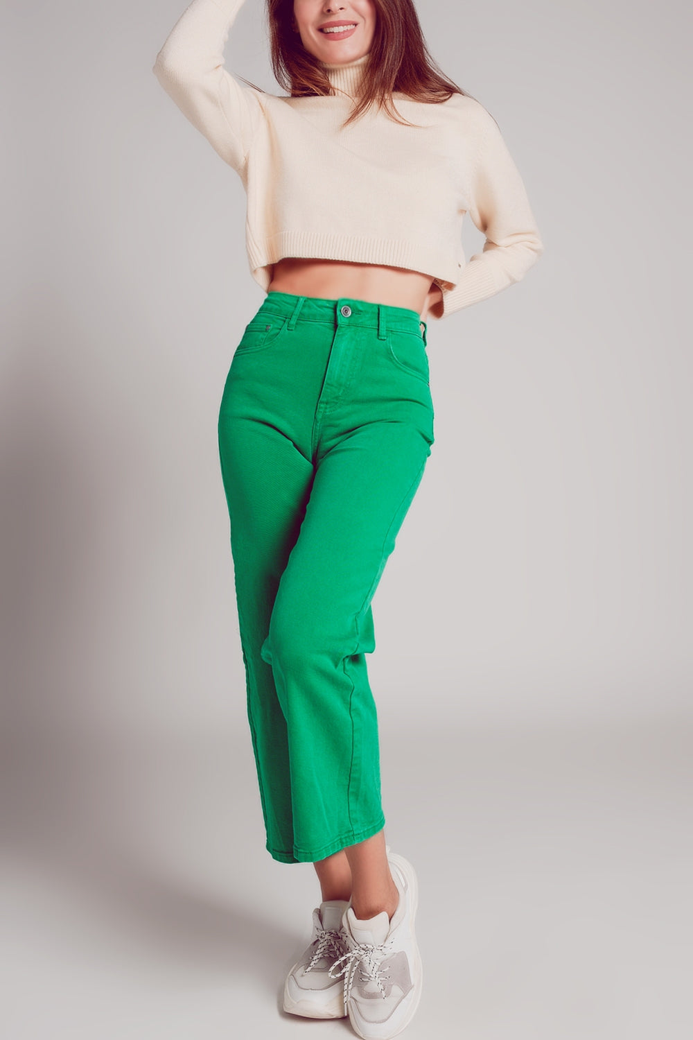 Vaqueros capri color verde intenso de pernera ancha Q2