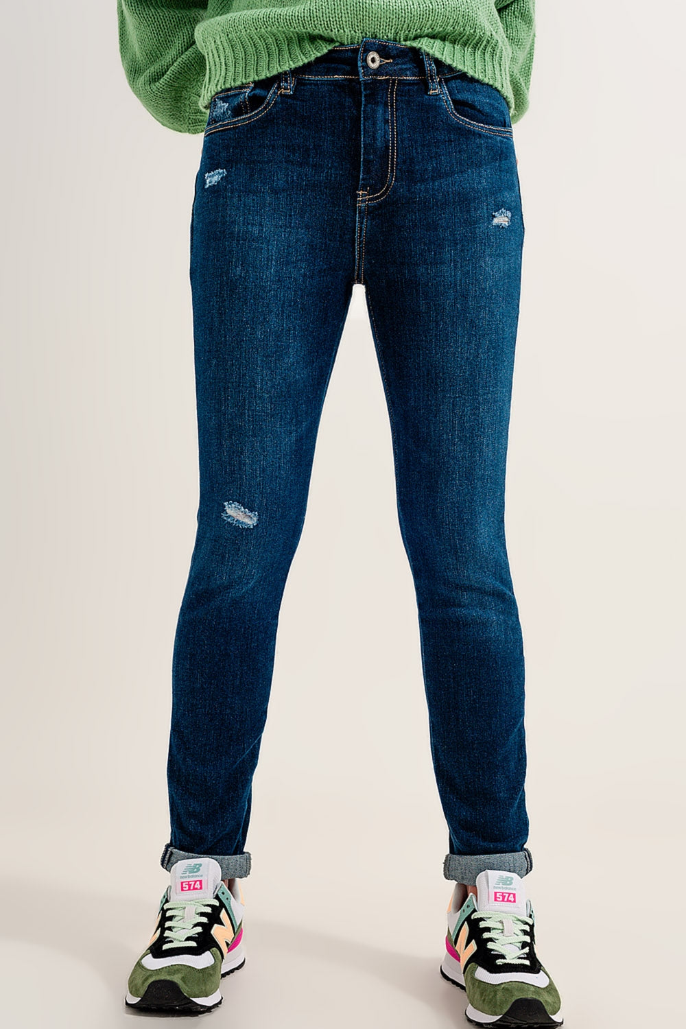 Vaqueros Skinny azul medio con dobladillo en el bajo elastico Q2