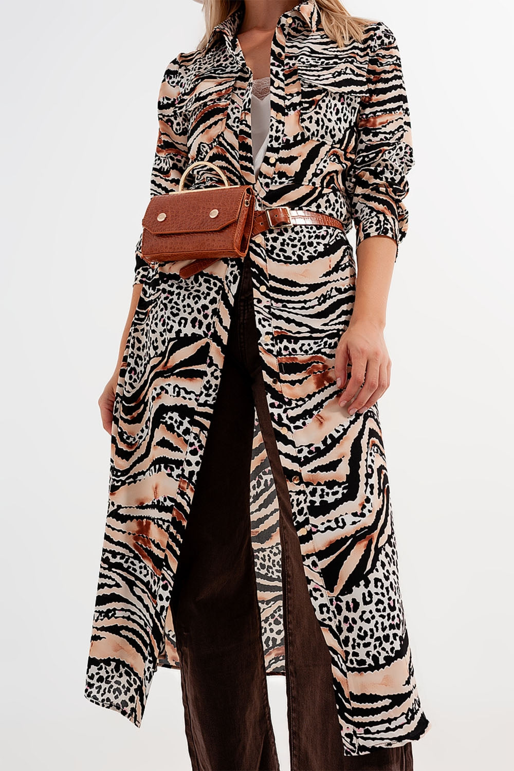Vestido camisero beis con estampado animal Q2
