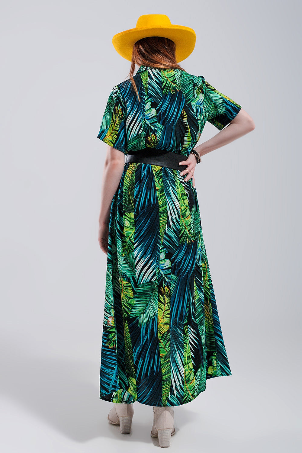 Vestido camisero largo con estampado tropical Q2