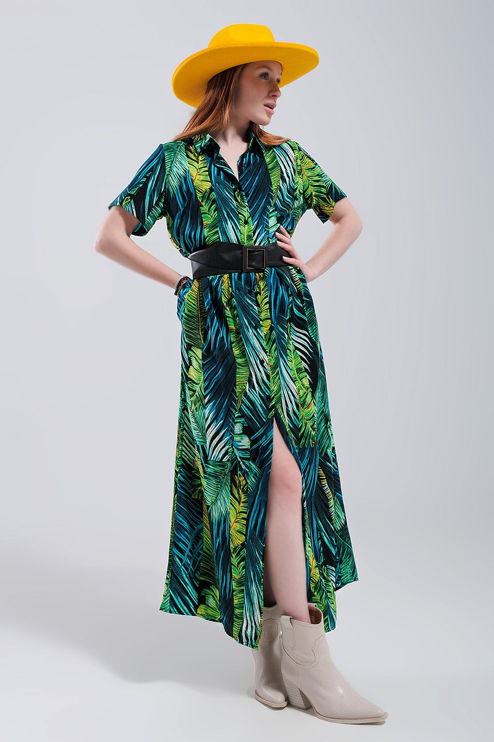 Vestido camisero largo con estampado tropical Q2