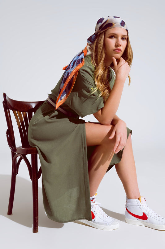 Q2 Vestido caqui midi abotonado con mangas cortas y cinturón a juego