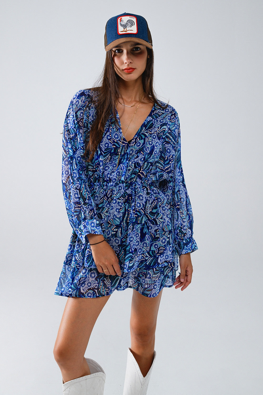 Vestido corto con estampado abstracto azul y cintura ajustable Q2