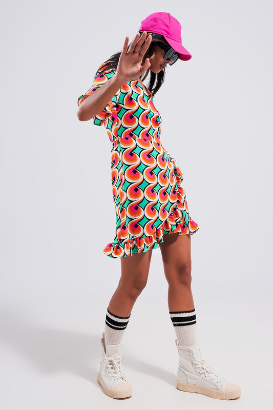 Q2 Vestido corto naranja cruzado con volantes en el bajo y estampado estilo años 70