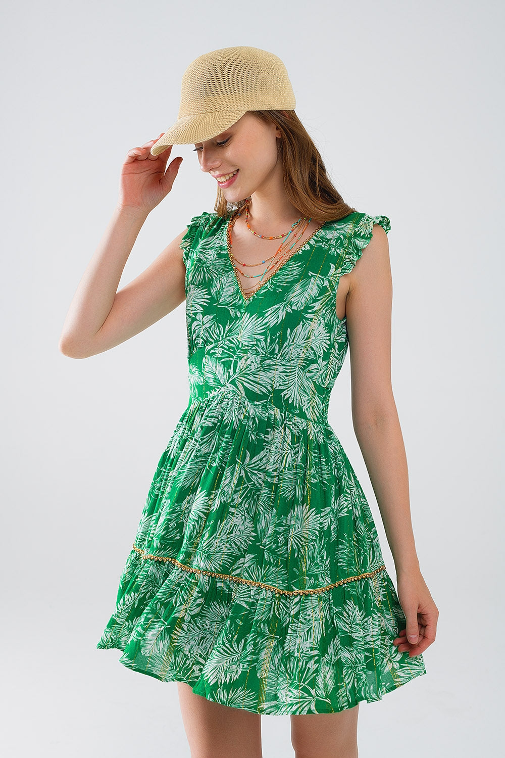 vestido corto verde boho estampado de flores con detalle de lurex Q2