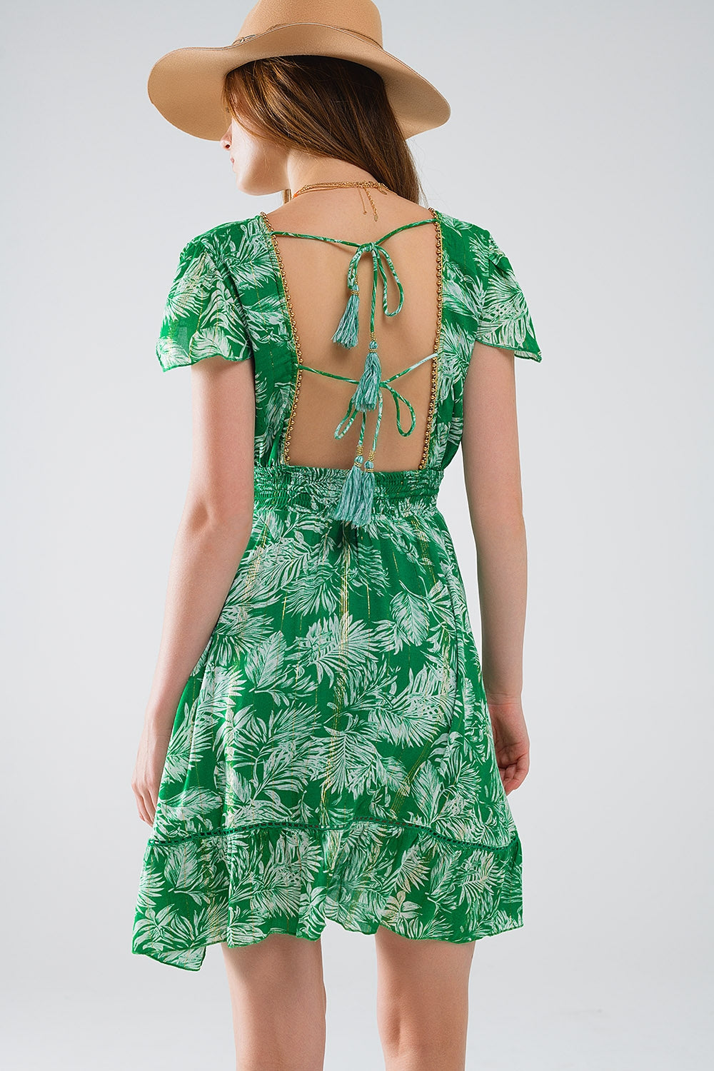 vestido corto verde boho estampado de flores con espalda abierta Q2