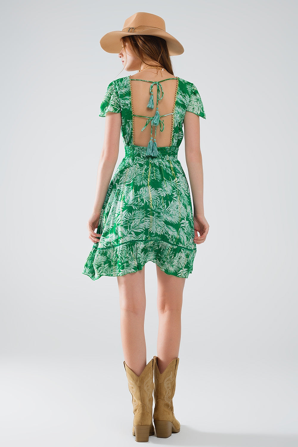 vestido corto verde boho estampado de flores con espalda abierta Q2
