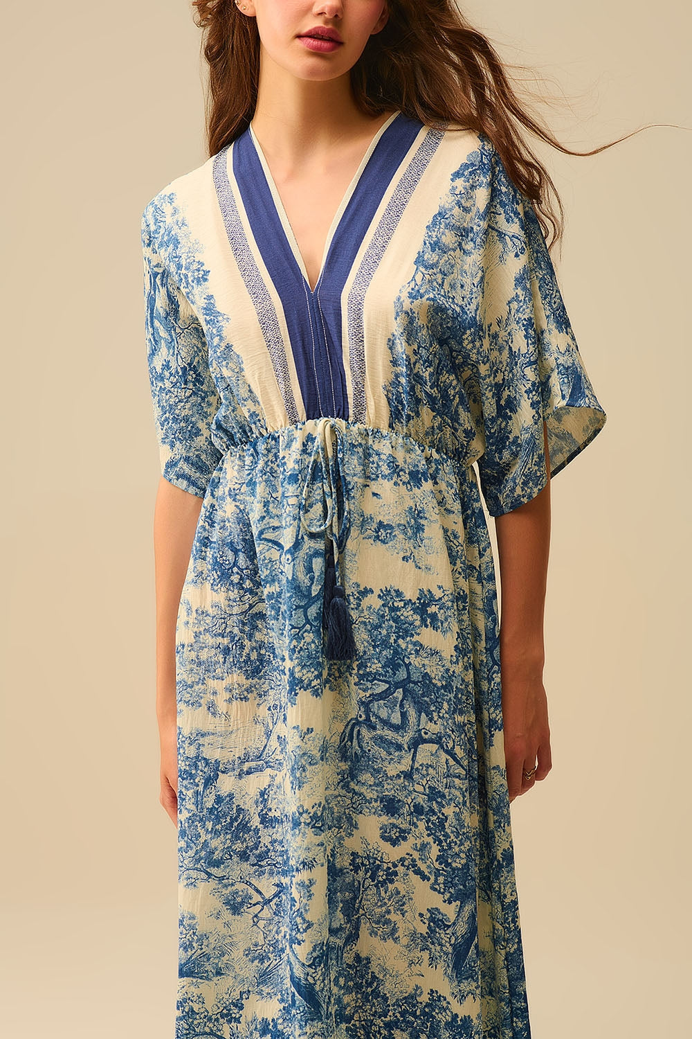Vestido fluido con cuello en V y estampado Toile de Jouy Q2