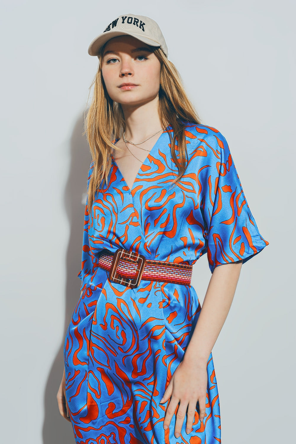 Vestido Midi de Satén con Cuello en V en Azul Q2