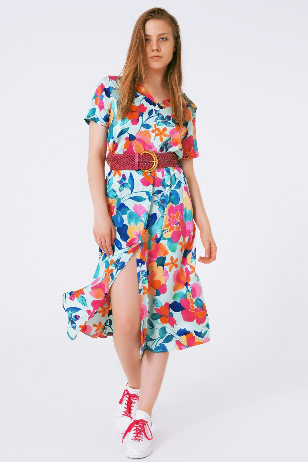 Vestido midi en raso suave con estampado de flores Q2
