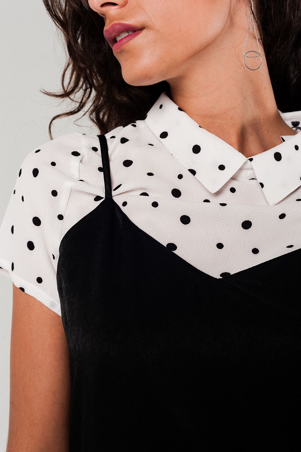 Vestido negro midi asimétrico Q2