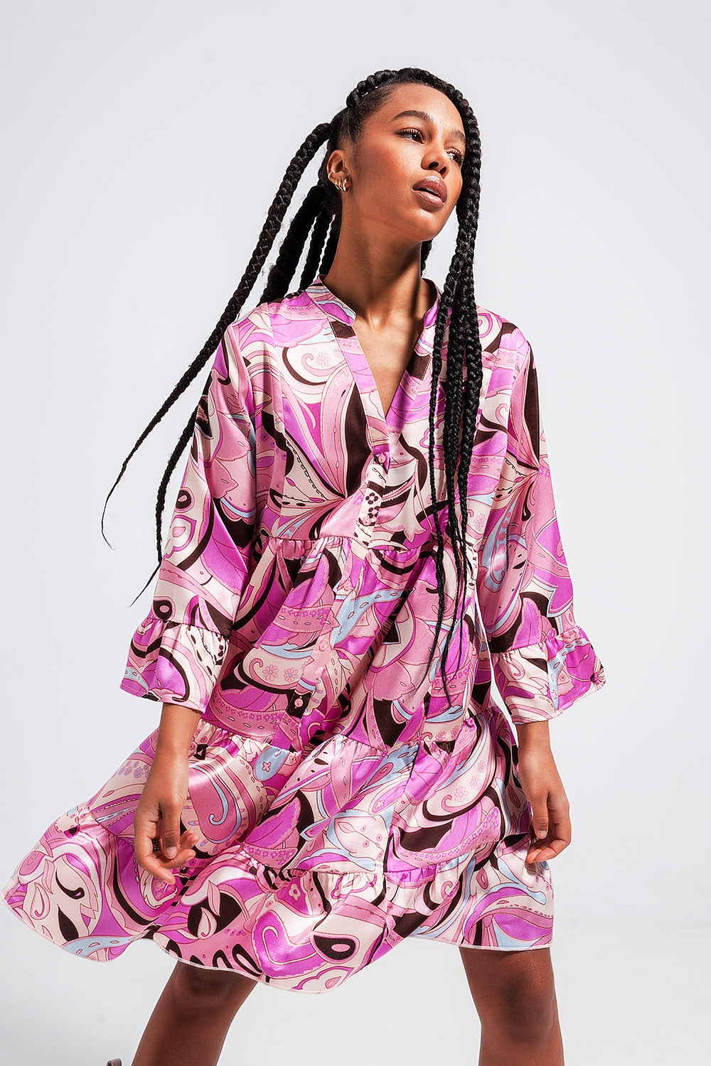 Vestido rosa de corte amplio con mangas tres cuartos Q2