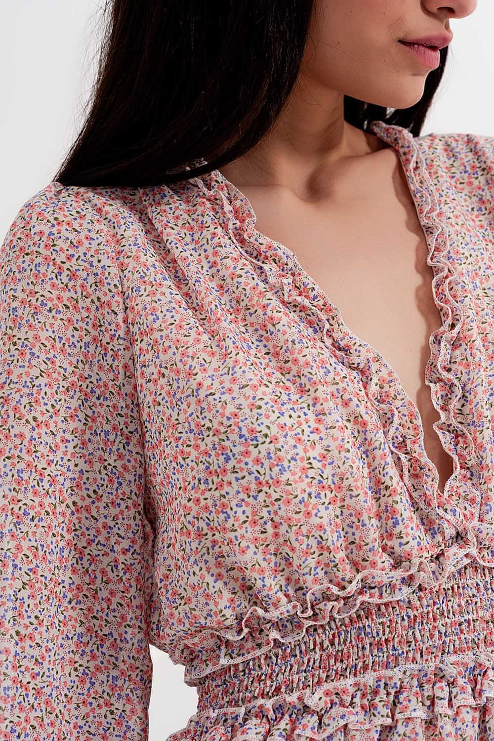 Vestido skater corto rosa cintura fruncida de manga larga y estampado floral Q2