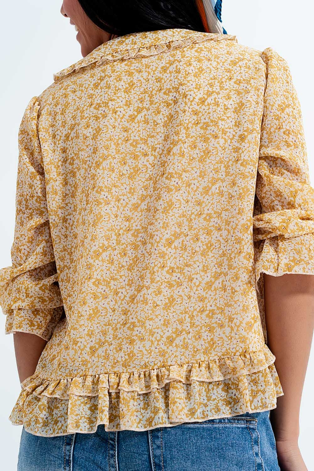 Blusa de gasa con lazo delantero y estampado de florecitas amarillo Q2
