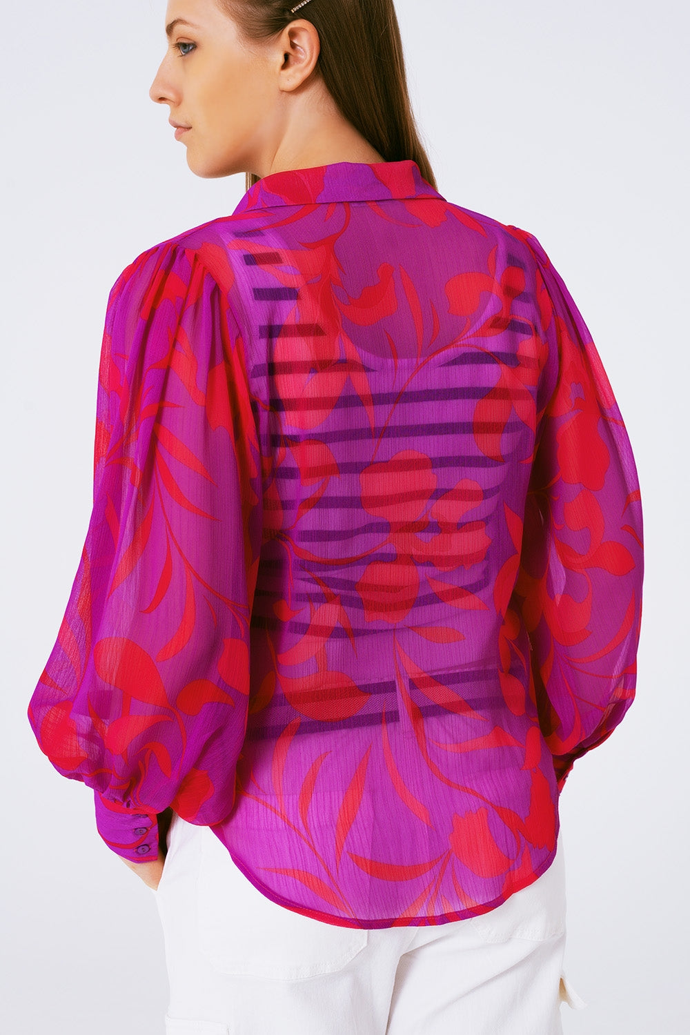 Blusa de gasa estampada flores en fuschia Q2