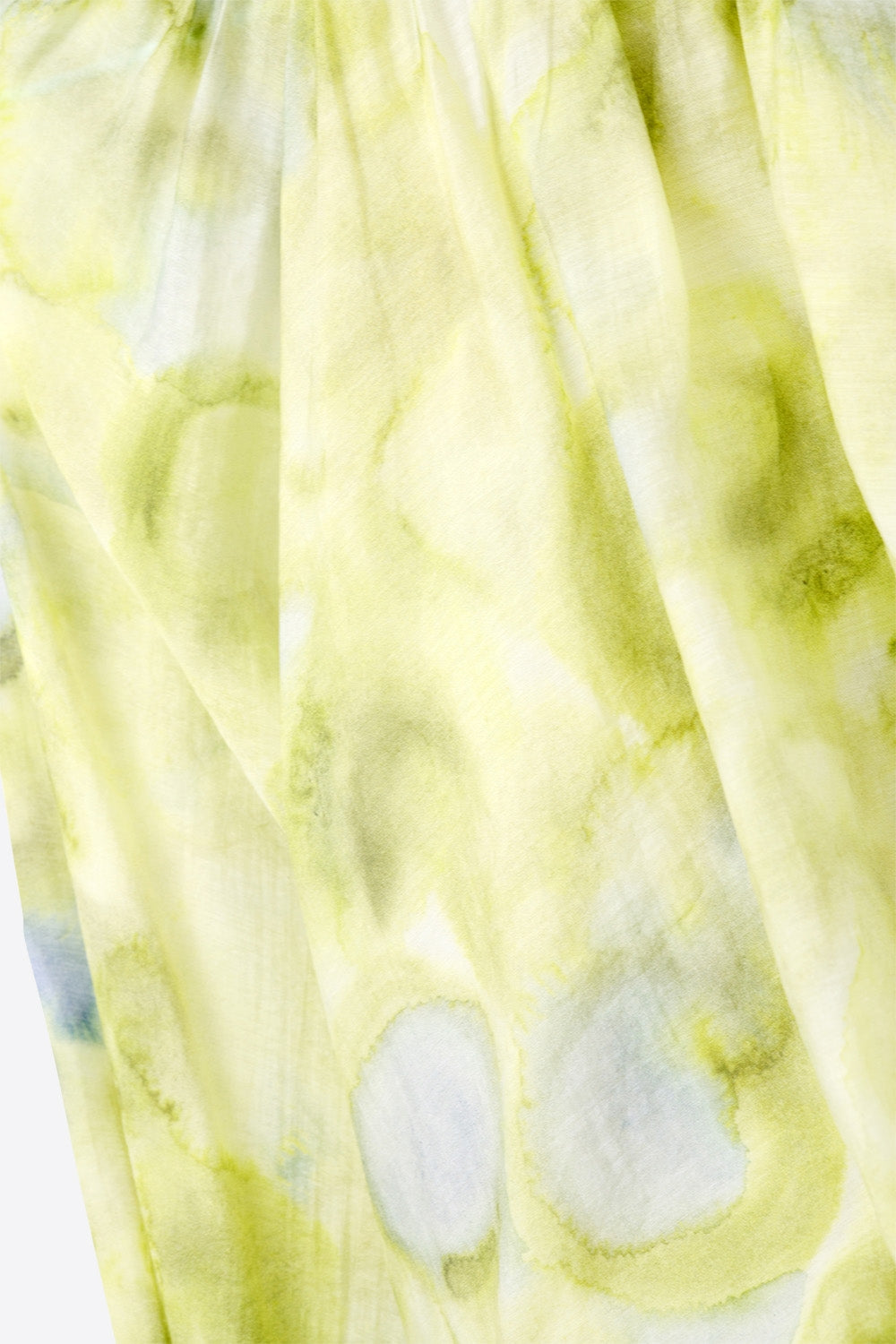 blusa de gasa estampada verde con mangas abullonadas Q2