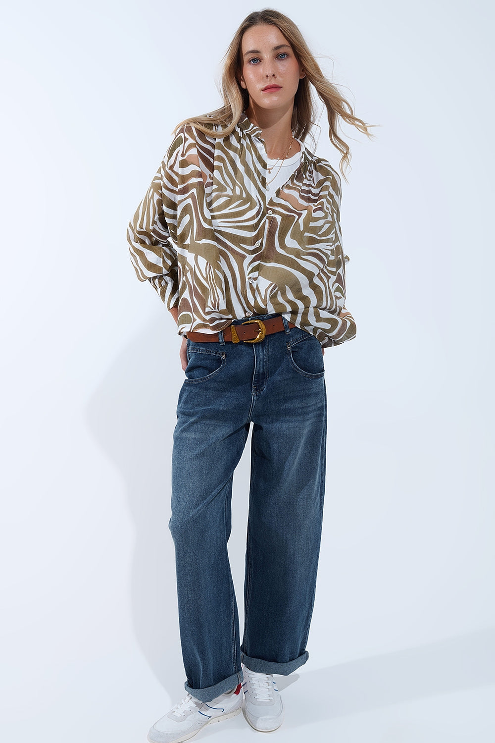 blusa fluida de gasa con estampado de cebra caqui Q2