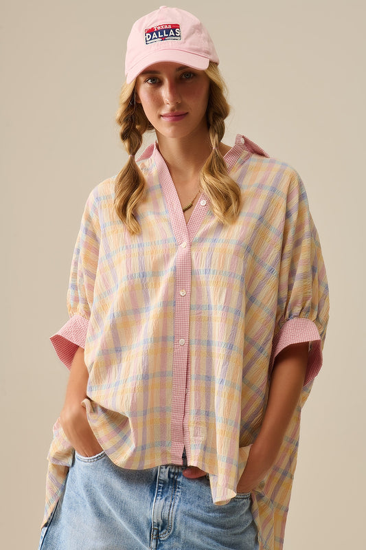 Q2 Blusa fluida oversize con contraste de cuadros
