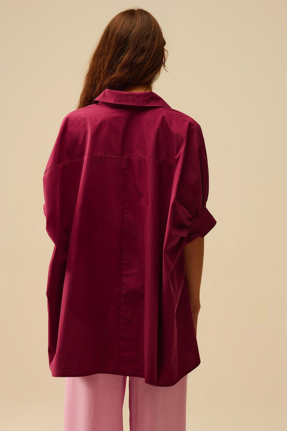 Blusa oversize burdeos con manga corta Q2