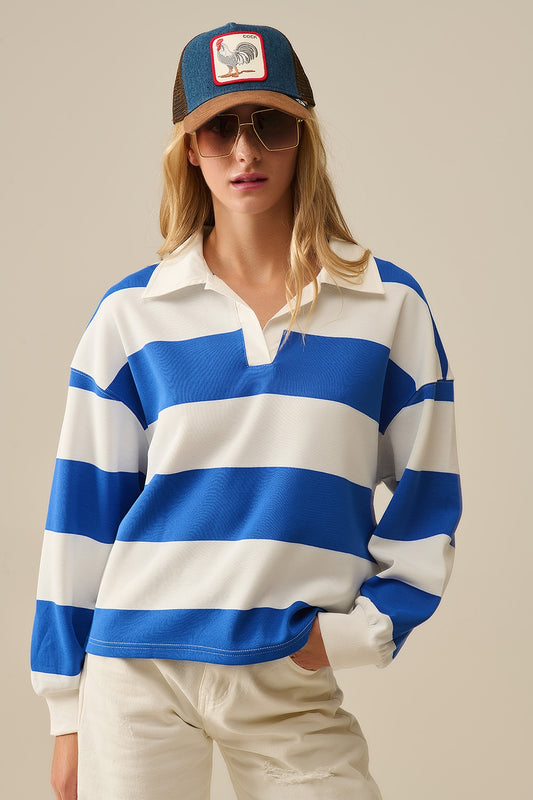 Q2 Blusa polo blanca de rayas relajadas con rayas azules