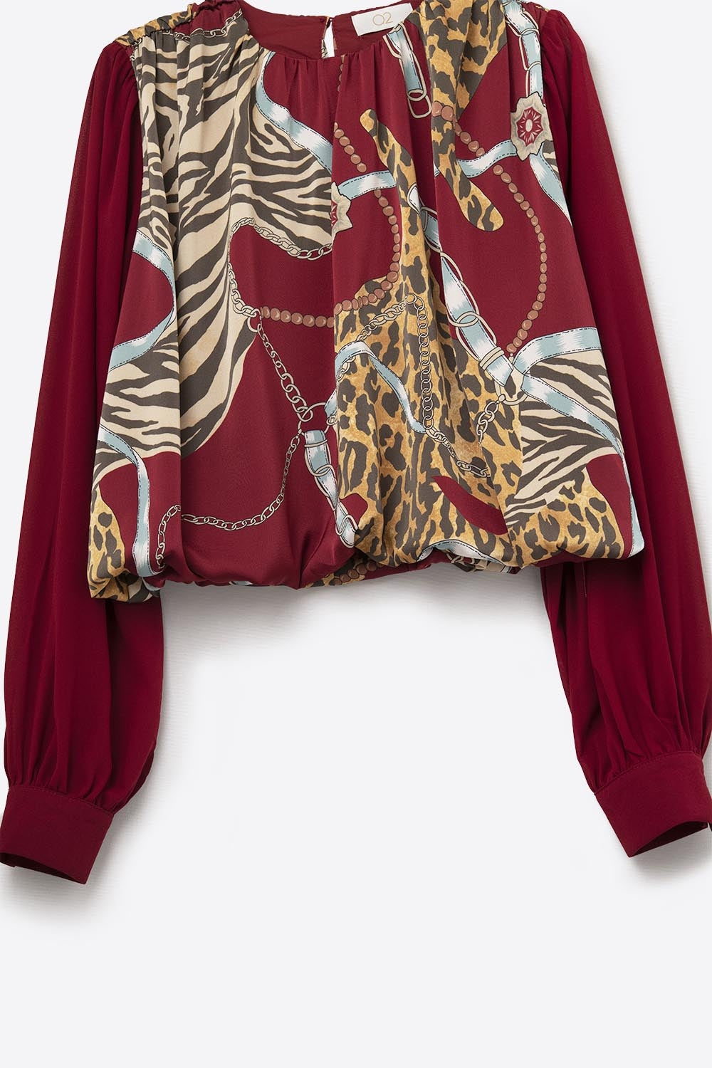 Blusa roja con estampado abstracto Q2