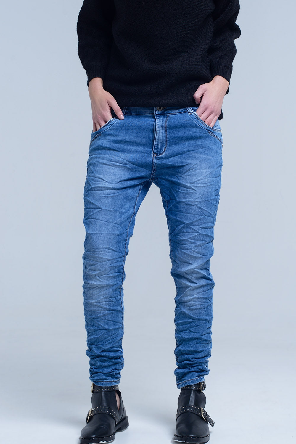 Boyfriend jean con detalle de bolsillo con cremallera Q2